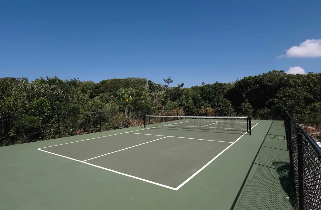 James Cistern Eleuthera BS