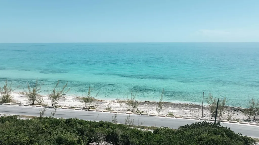 James Cistern Eleuthera BS