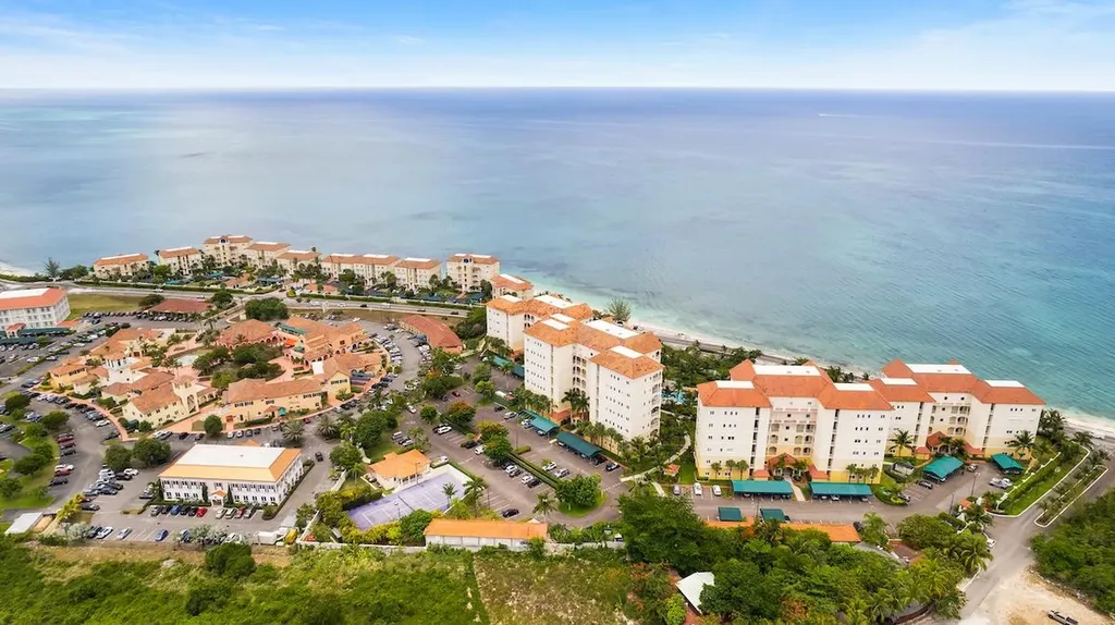 Caves Heights New Providence Paradise Island BS