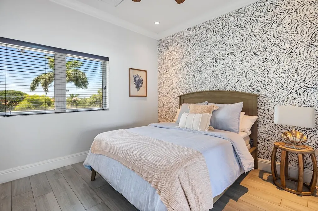 Caves Heights New Providence Paradise Island BS