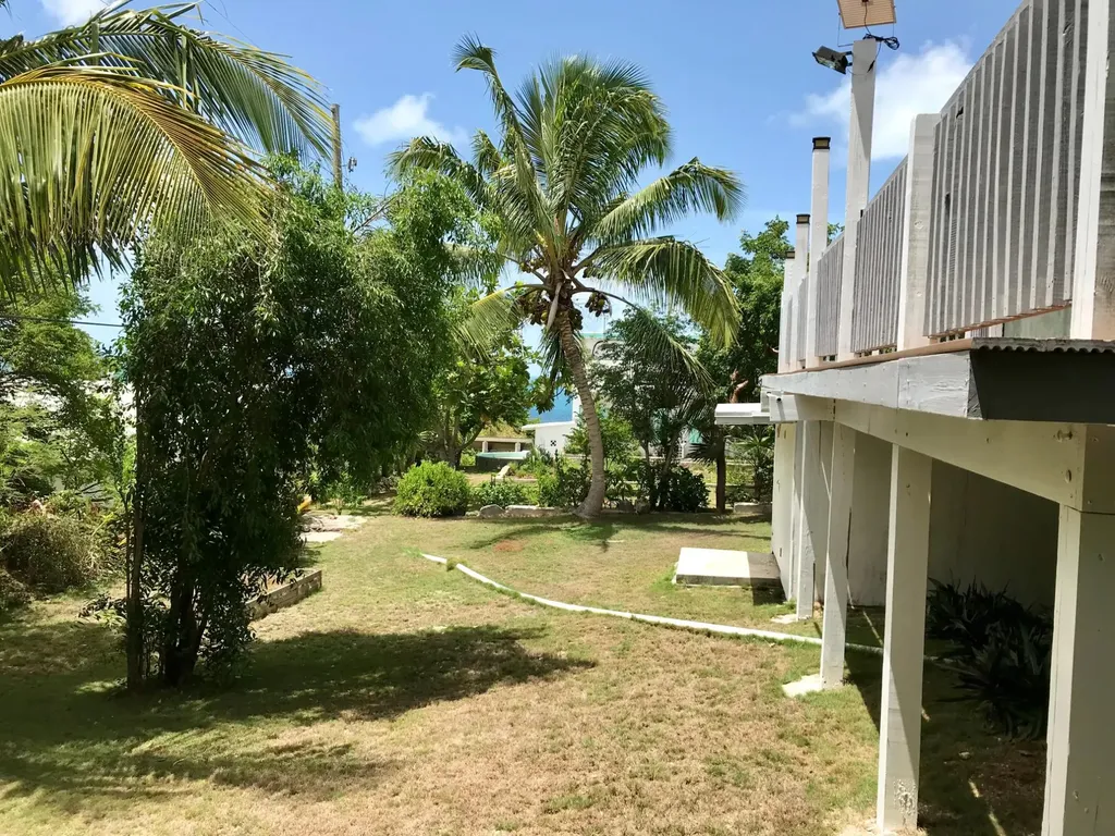 Oceanview Triplex Gov Har Eleuthera BS