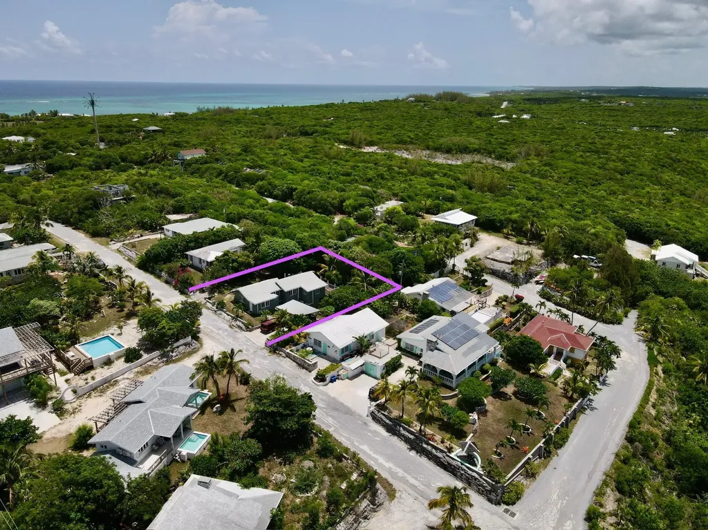 Oceanview Triplex Gov Har Eleuthera BS