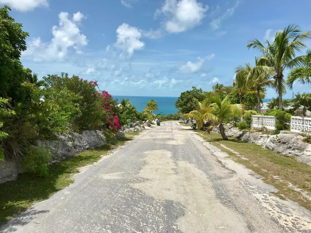 Oceanview Triplex Gov Har Eleuthera BS