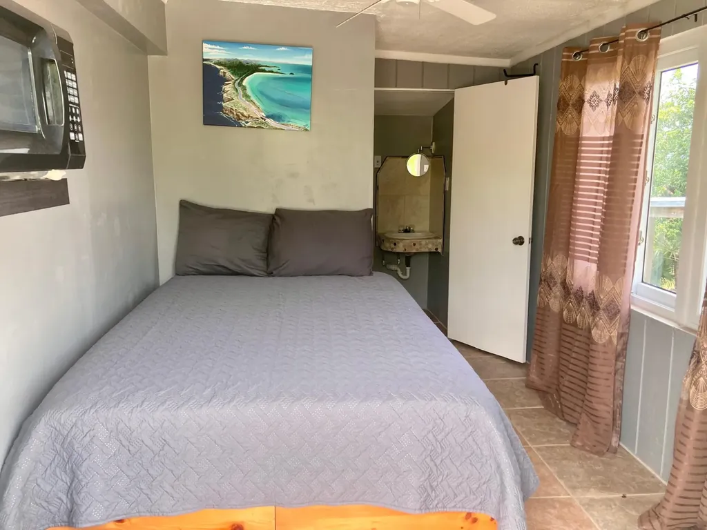Oceanview Triplex Gov Har Eleuthera BS