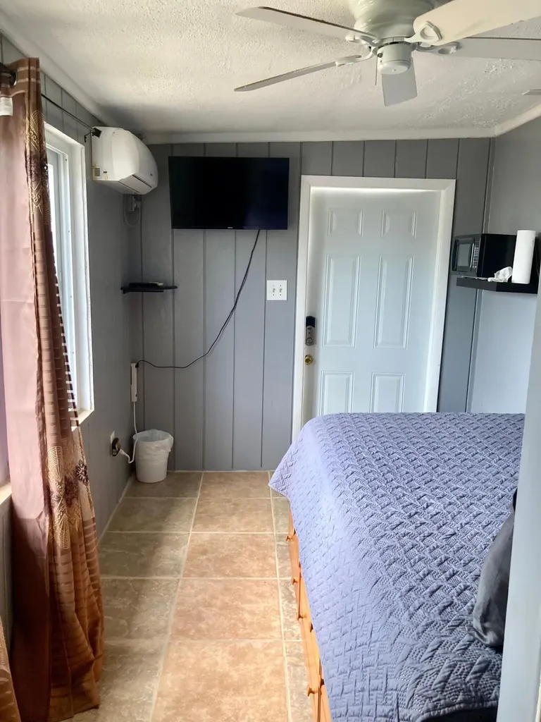 Oceanview Triplex Gov Har Eleuthera BS