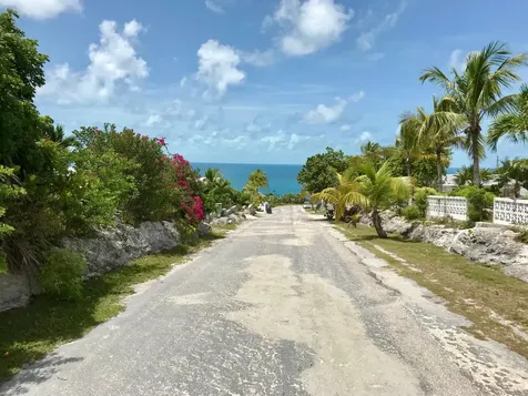 Oceanview Triplex Gov Har Eleuthera BS