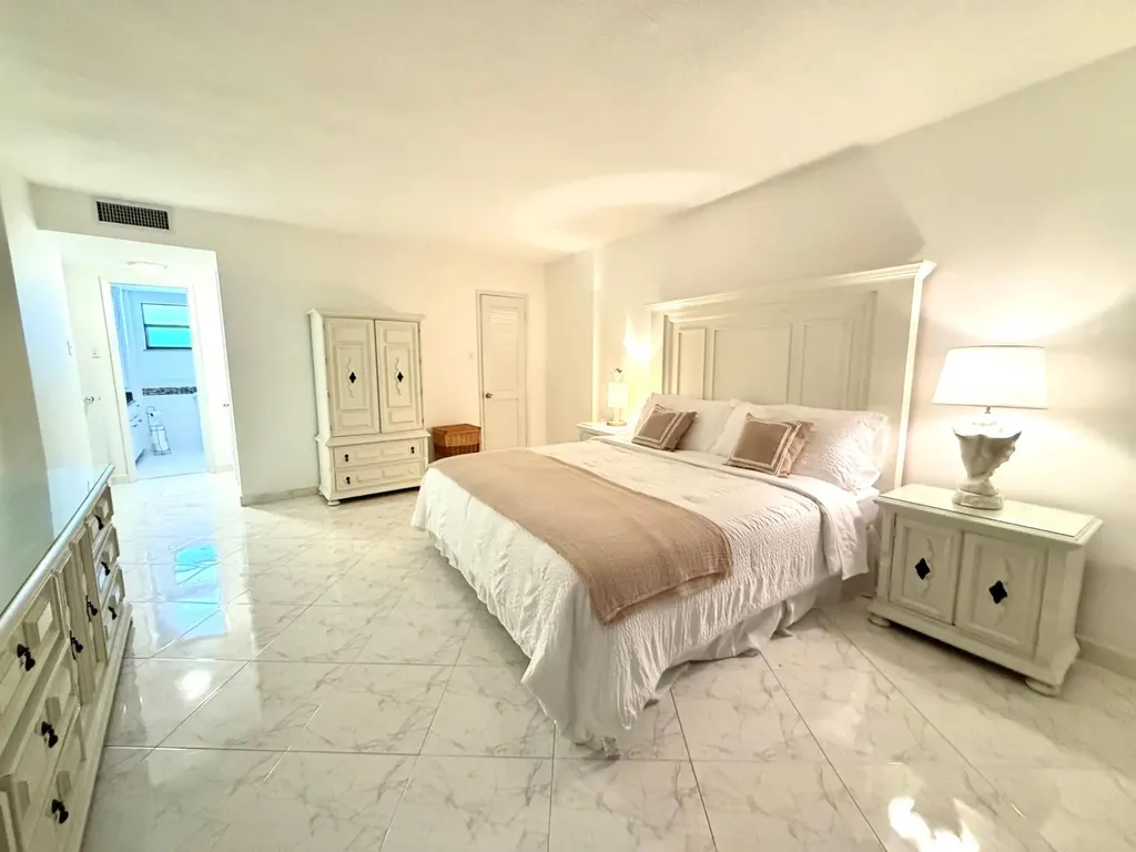 Silver Point Condominiums Grand Bahama Freeport BS