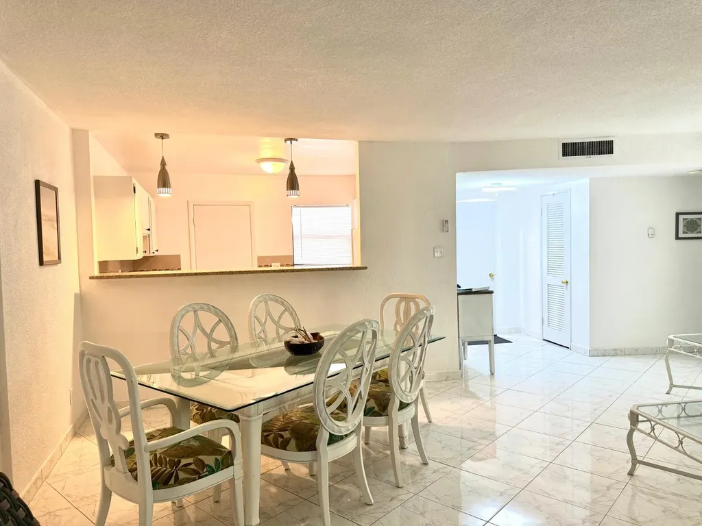 Silver Point Condominiums Grand Bahama Freeport BS