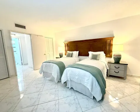 Silver Point Condominiums Grand Bahama Freeport BS