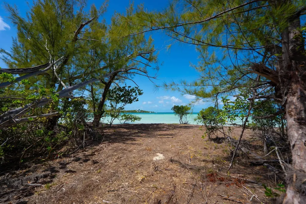 Coco Bay Lot 6 Abaco BS