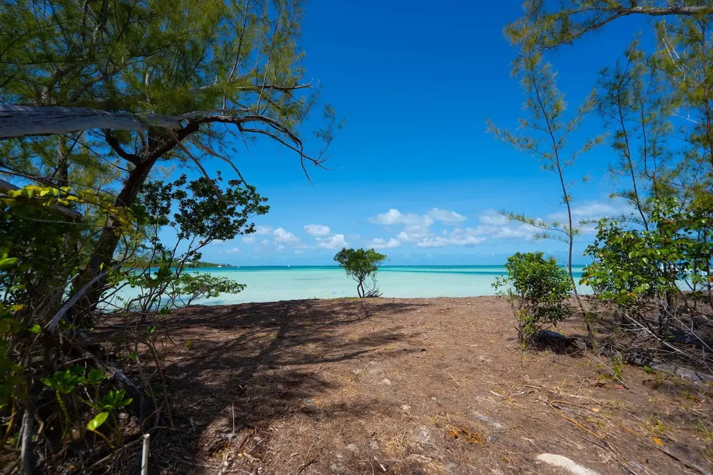 Coco Bay Lot 6 Abaco BS