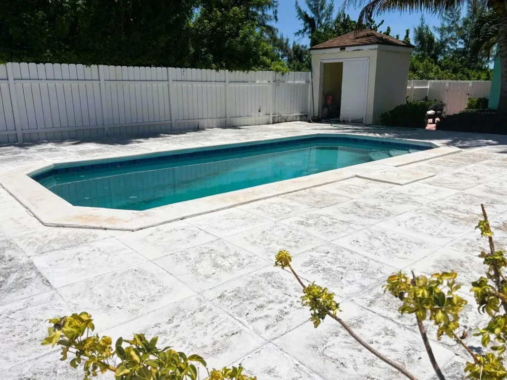 Sunrise Shores New Providence Paradise Island BS