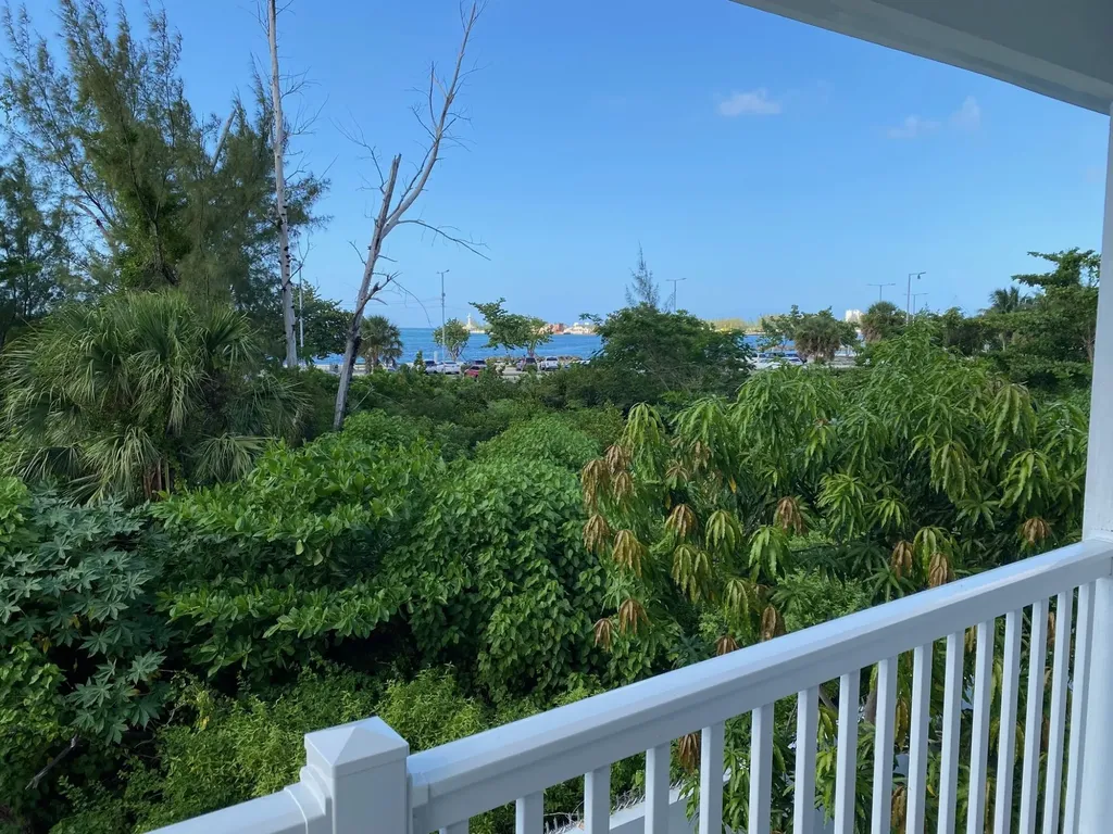 Marine Drive, Vista Marin 14 New Providence Paradise Island BS