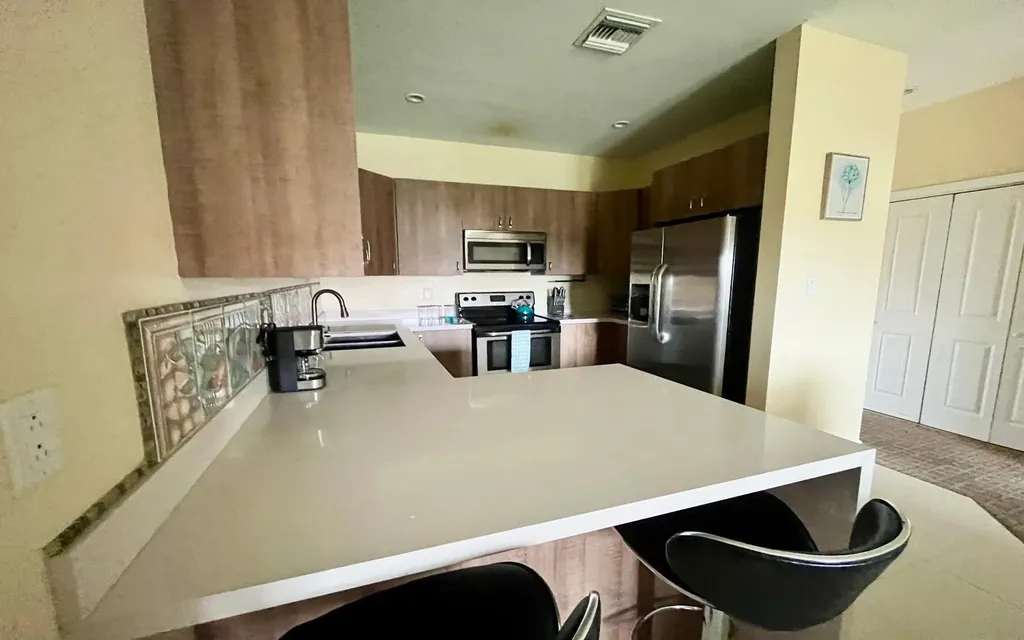 Venetian West Rental New Providence Paradise Island BS