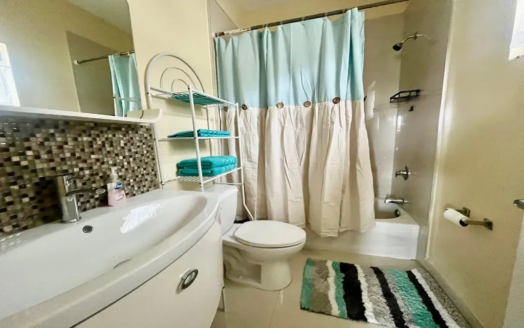 Venetian West Rental New Providence Paradise Island BS