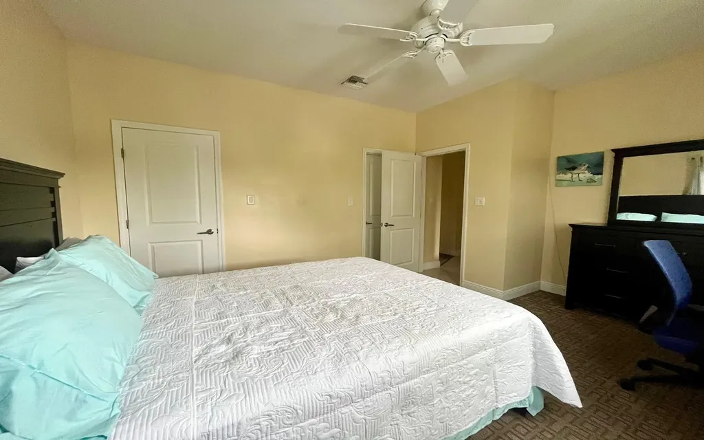 Venetian West Rental New Providence Paradise Island BS