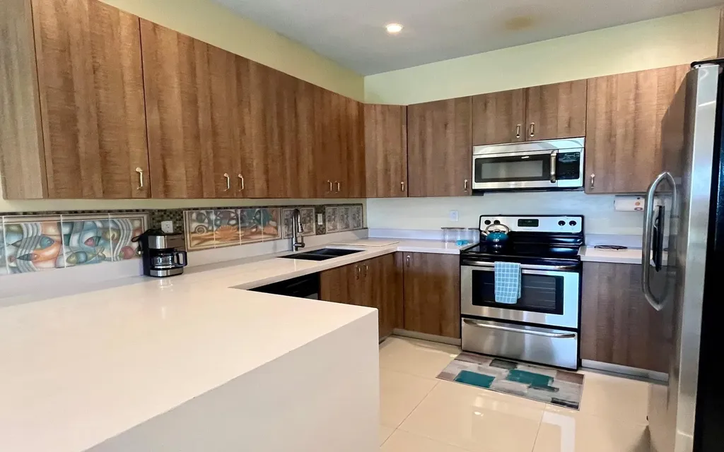 Venetian West Rental New Providence Paradise Island BS