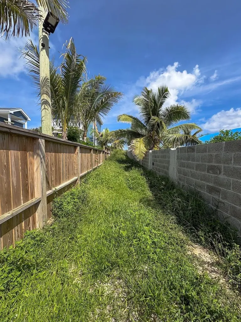 Centerline Rd, Elbow Cay Abaco BS