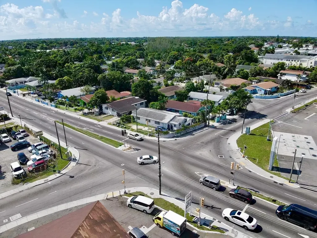 Old Trail Road New Providence Paradise Island BS