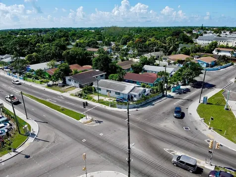 Old Trail Road New Providence Paradise Island BS