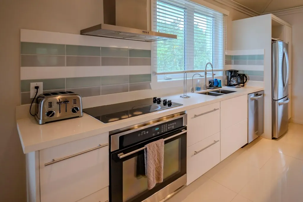 Anchor Point Unit 1 Eleuthera BS