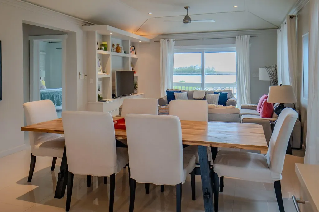 Anchor Point Unit 1 Eleuthera BS