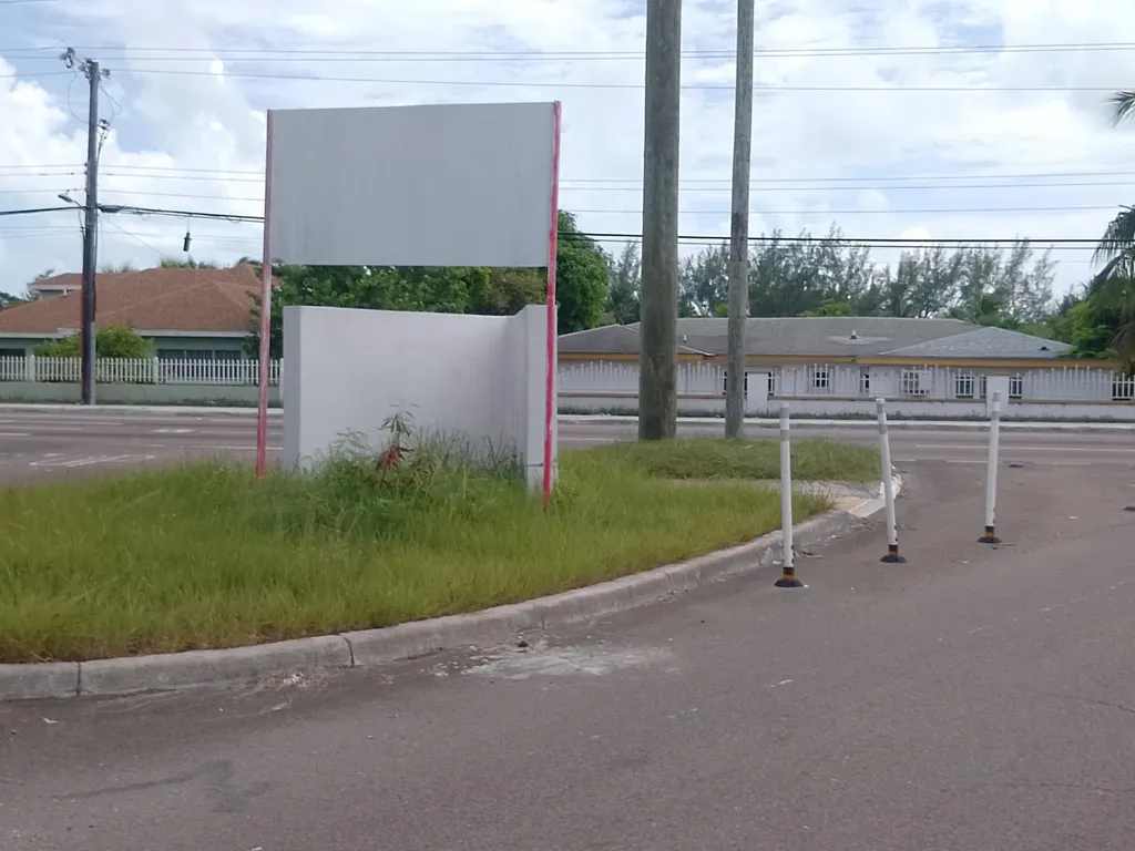 Prince Charles Drive New Providence Paradise Island BS