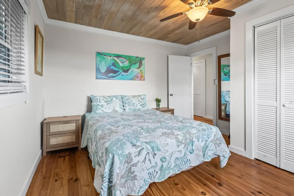 Two X Twice Eleuthera BS