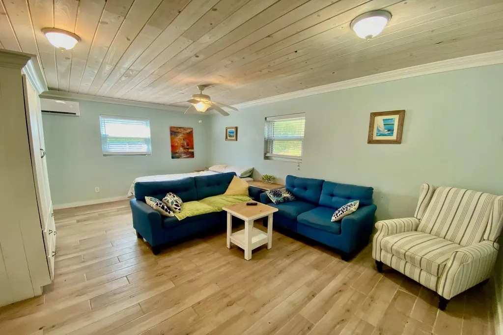 Two X Twice Eleuthera BS