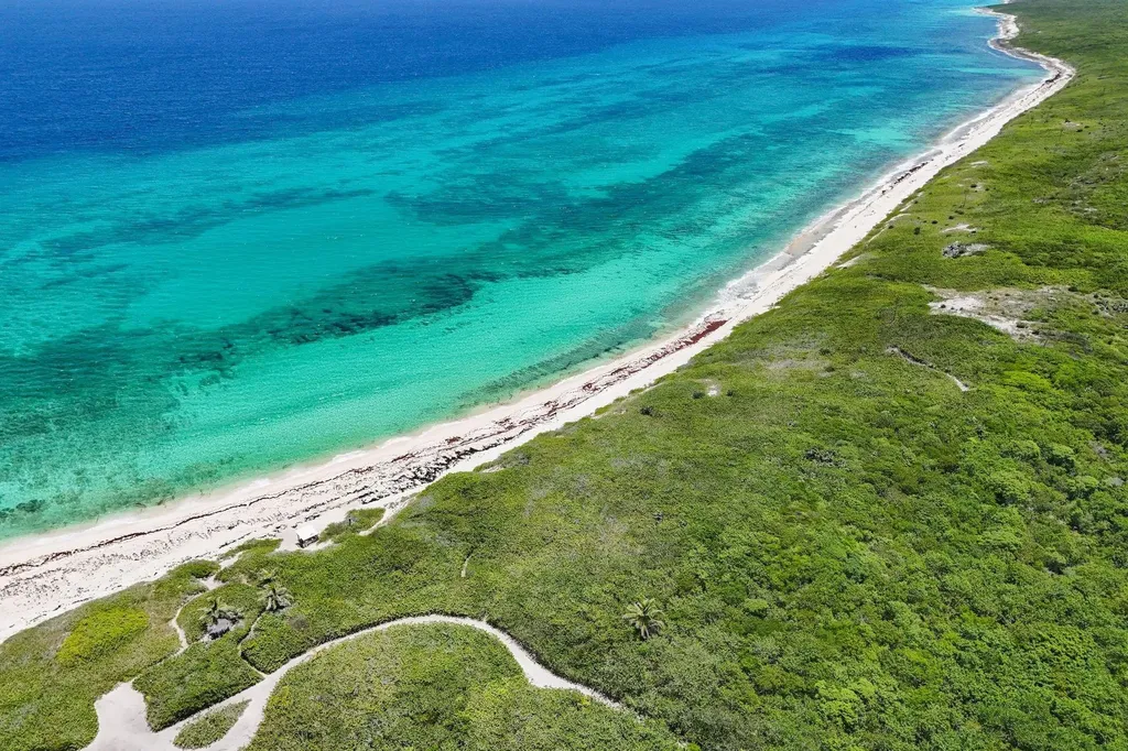 Two X Twice Eleuthera BS