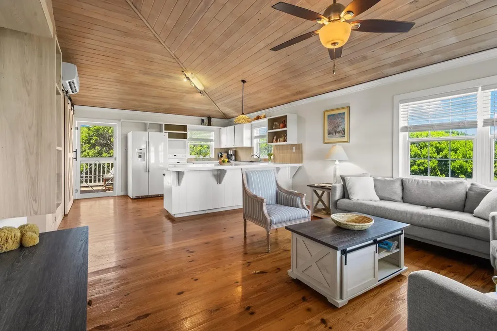 Two X Twice Eleuthera BS