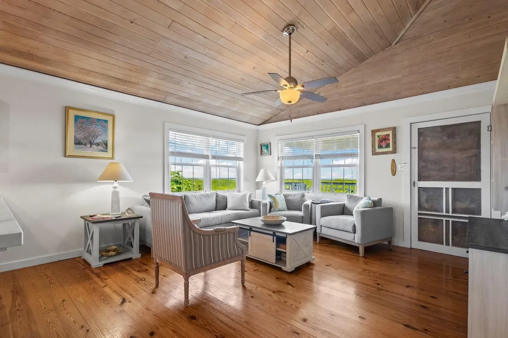 Two X Twice Eleuthera BS