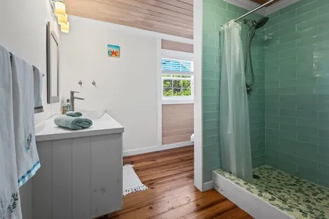 Two X Twice Eleuthera BS