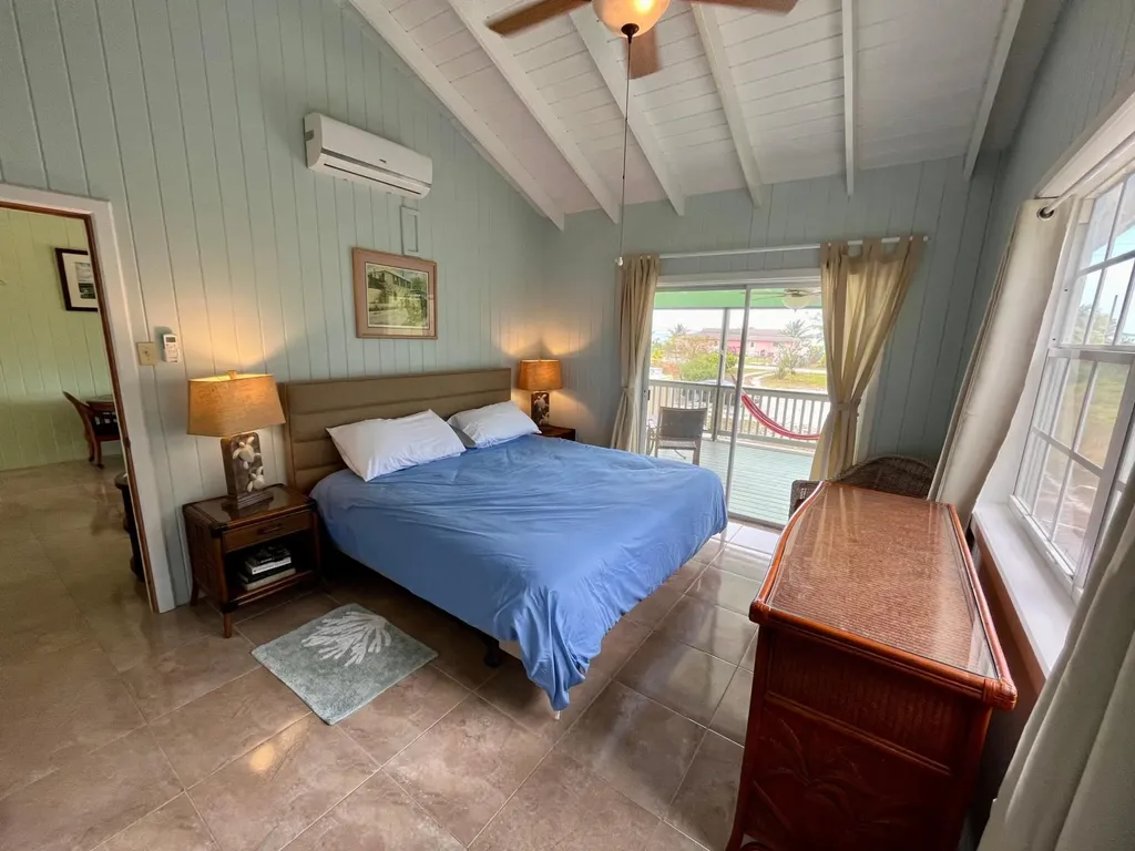 Seas The Day Abaco BS