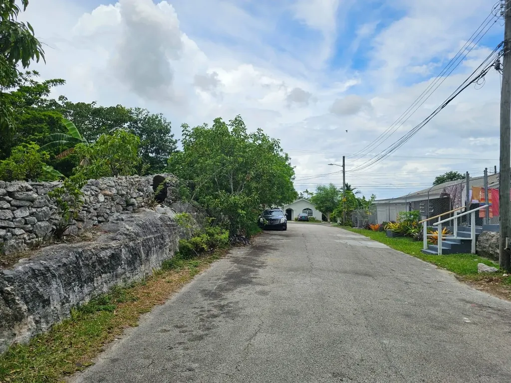 Faith Avenue Acre New Providence Paradise Island BS