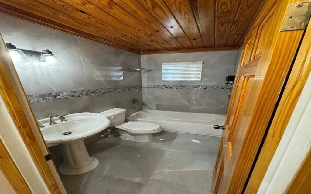 Bonefish Drive, Tellie Court New Providence Paradise Island BS