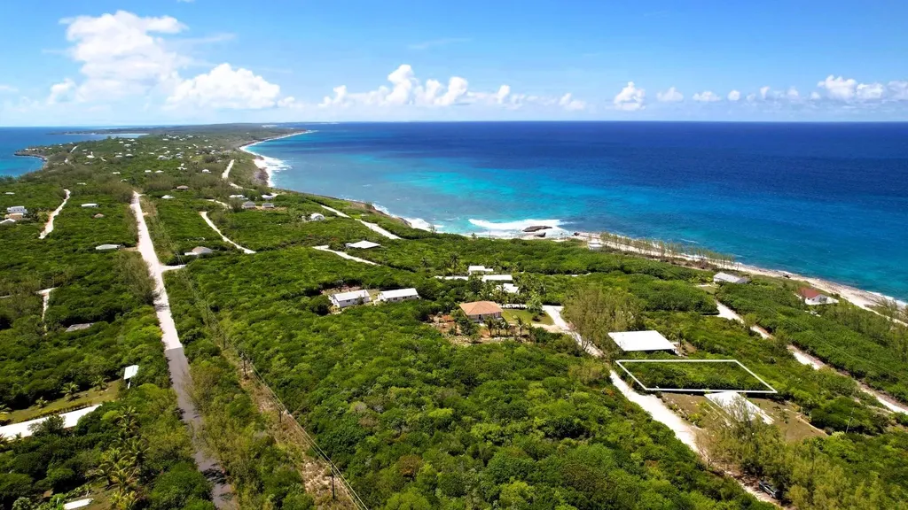 16 Lost Gold Road Eleuthera BS