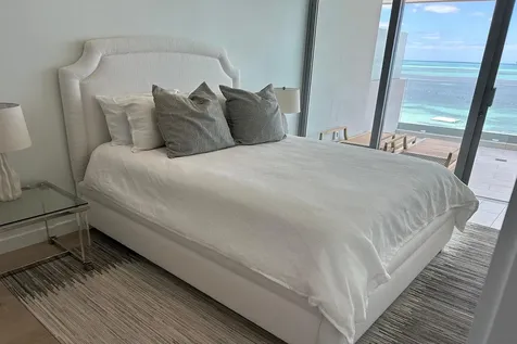 Goldwynn New Providence Paradise Island BS