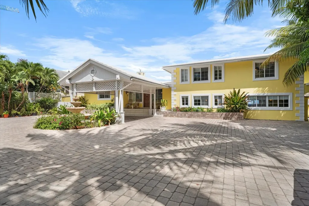 Shangri La 11 New Providence Paradise Island BS