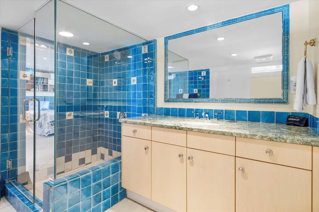 Shangri La 11 New Providence Paradise Island BS