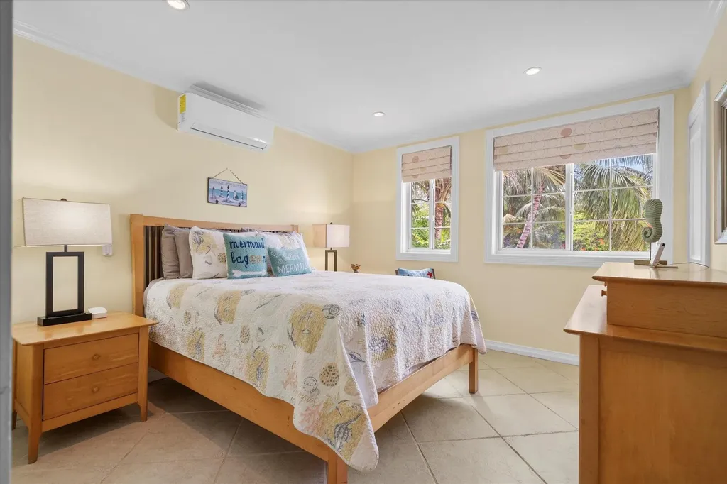 Shangri La 11 New Providence Paradise Island BS