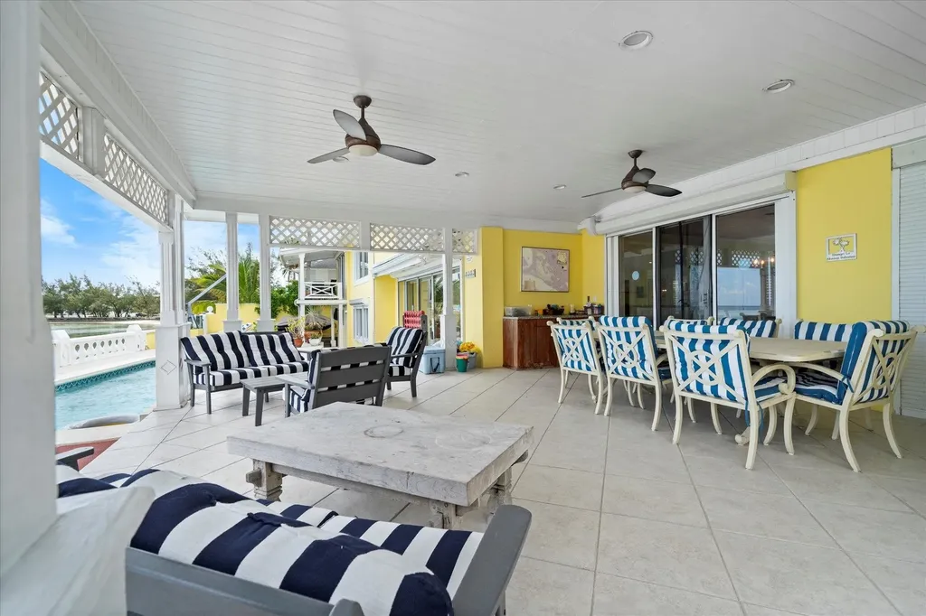 Shangri La 11 New Providence Paradise Island BS