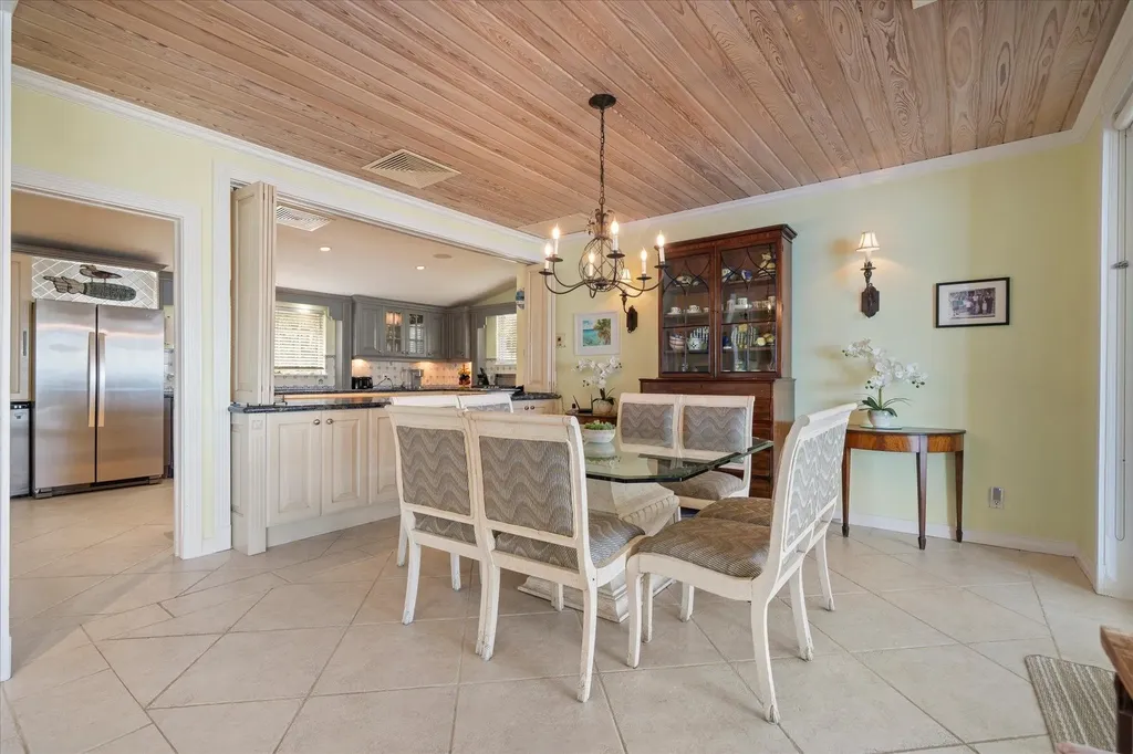 Shangri La 11 New Providence Paradise Island BS