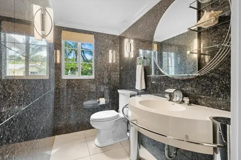 Shangri La 11 New Providence Paradise Island BS