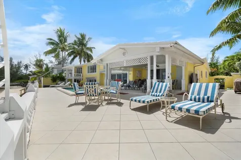 Shangri La 11 New Providence Paradise Island BS