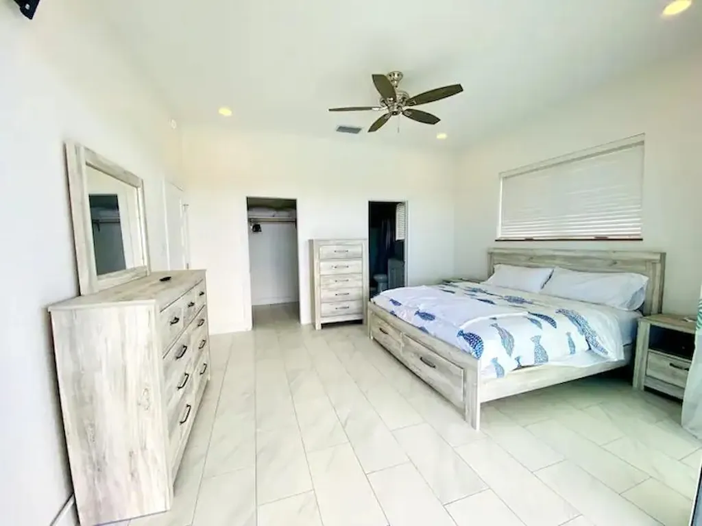 Rainham Place 60 Grand Bahama Freeport BS