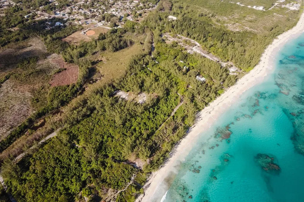 Poponi Beachfront Lot Eleuthera BS