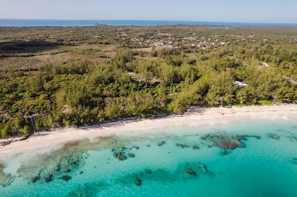 Poponi Beachfront Lot Eleuthera BS
