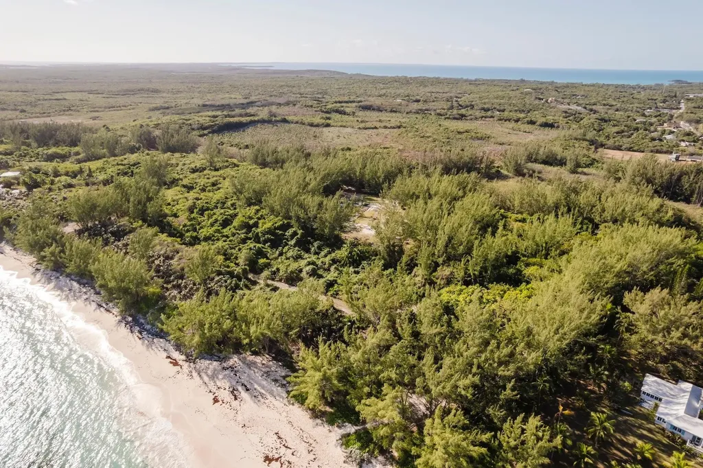 Poponi Beachfront Lot Eleuthera BS