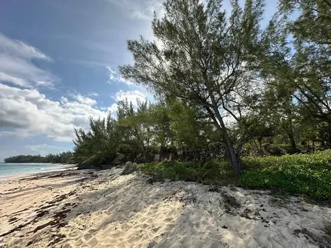 Poponi Beachfront Lot Eleuthera BS